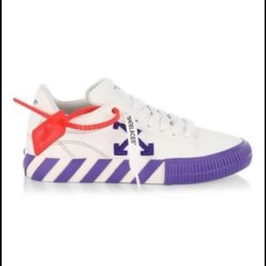 off white arrow low canvas sneakers